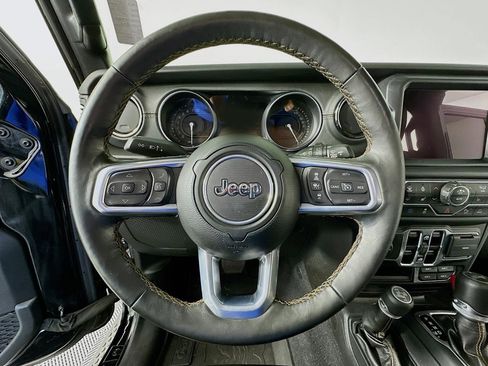 Used 2021 Jeep Wrangler Unlimited Sahara image 38