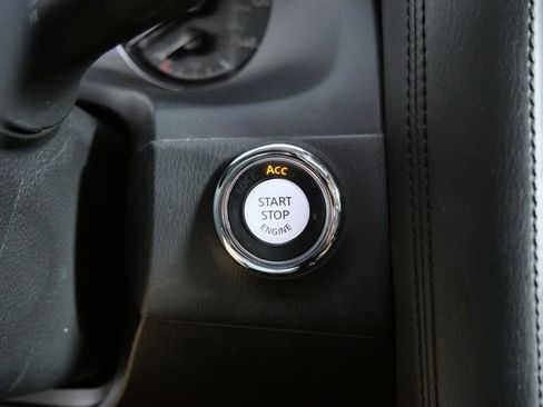 Used 2024 Nissan Armada SL AWD/4WD image 23