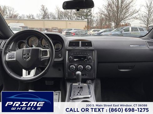 Used 2012 Dodge Challenger SXT image 16