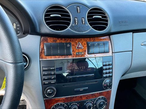 Used 2006 Mercedes-Benz CLK 350 Cabriolet image 24