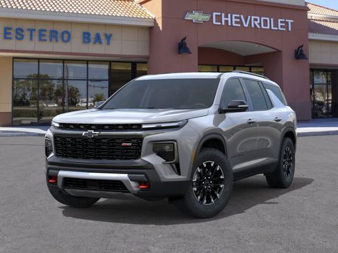 New 2026 Chevrolet Traverse Z71 w/ Enhanced Driving Package AWD/4WD image 6