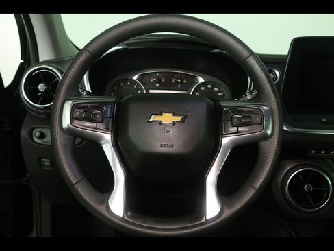 Used 2023 Chevrolet Blazer LT AWD/4WD image 12