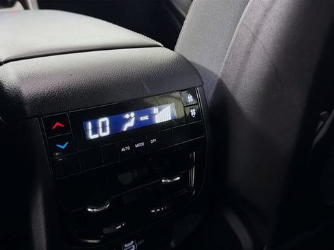 Used 2025 Jeep Grand Cherokee L Laredo AWD/4WD image 25