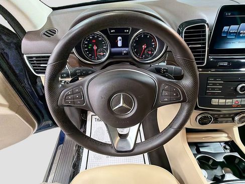 Used 2017 Mercedes-Benz GLE 350 w/ Premium 1 Package image 38