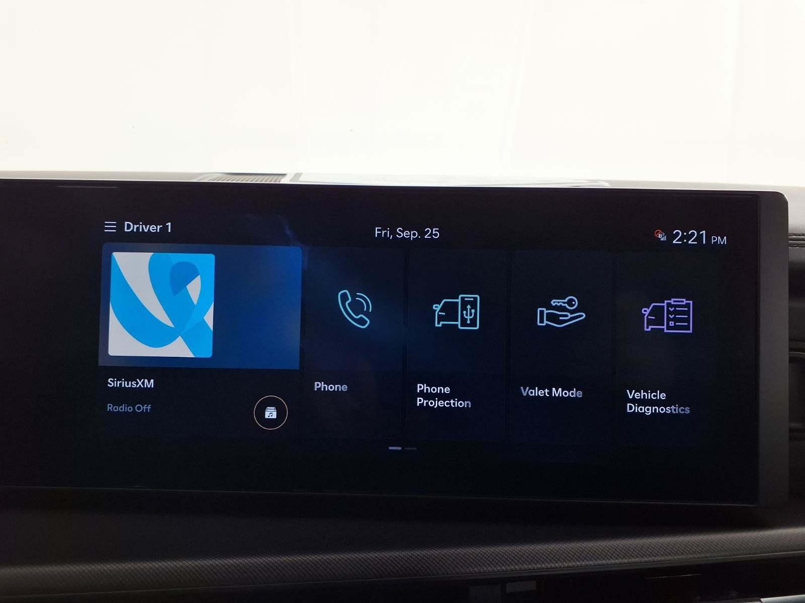 Certified 2024 Hyundai Santa Fe SEL FWD image 18