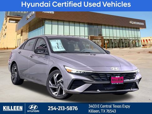 Used 2025 Hyundai Elantra Sport FWD image 1