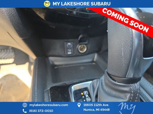 Used 2017 Nissan Rogue SL AWD/4WD image 32