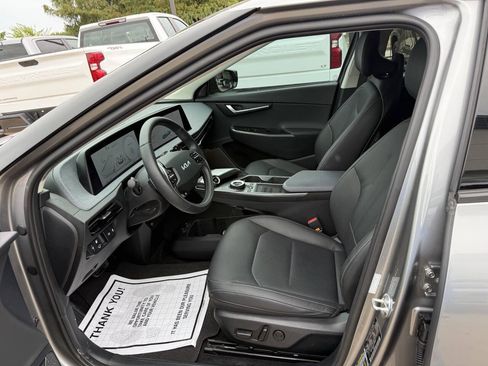 Used 2023 Kia EV6 Wind w/ Wind Technology Package AWD/4WD image 7