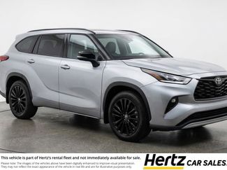 Used 2025 Toyota Highlander XSE video 1