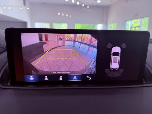 Used 2024 Acura MDX SH-AWD w/ Technology Package image 28