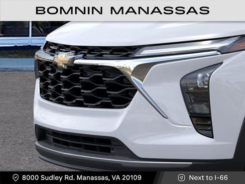 New 2025 Chevrolet Trax LT image 13