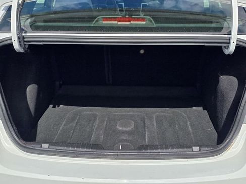 Used 2014 Chevrolet Cruze LS image 11