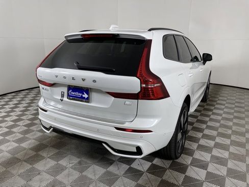 New 2024 Volvo XC60 T8 Plus w/ Protection Package Premier image 11