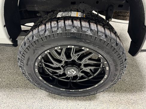 Used 2024 RAM 2500 Laramie image 14