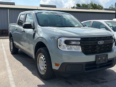 Used 2024 Ford Maverick XL FWD image 3