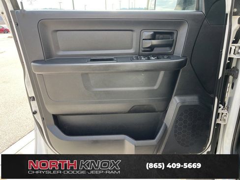 Used 2017 RAM 5500 Tradesman w/ Chrome Appearance Group image 5