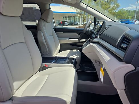 New 2026 Honda Odyssey EX-L image 10