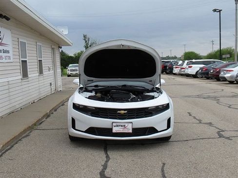 Used 2019 Chevrolet Camaro LT image 10