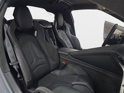 Used 2024 Chevrolet Corvette Z06 image 12