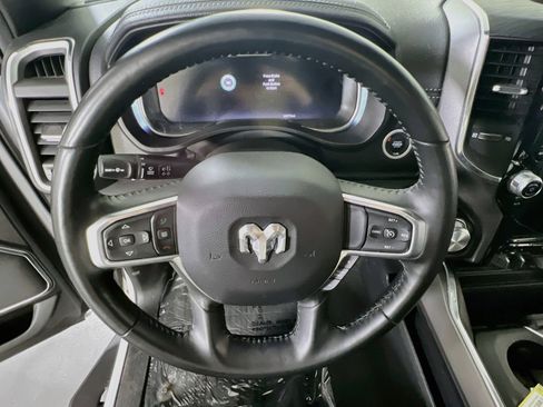 Used 2023 RAM 1500 Laramie AWD/4WD image 11