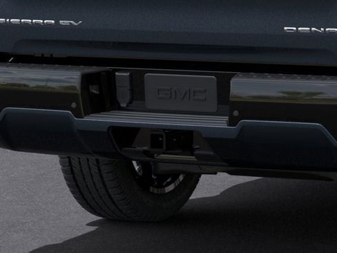 New 2025 GMC Sierra EV Denali image 14