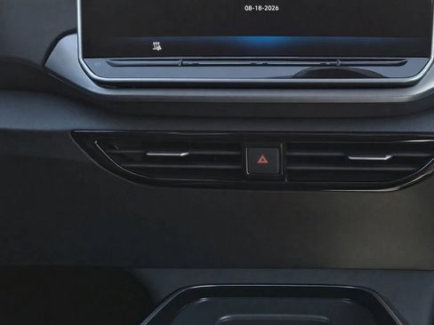 Certified 2024 Volkswagen ID.4 Pro S AWD/4WD image 20