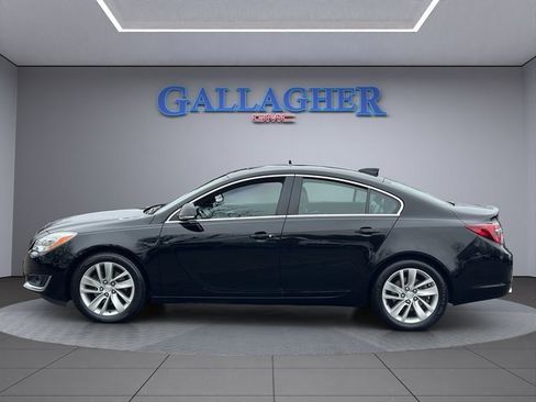 Used 2016 Buick Regal image 9