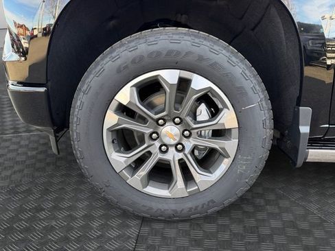 New 2026 Chevrolet Silverado 1500 High Country w/ Technology Package AWD/4WD image 14
