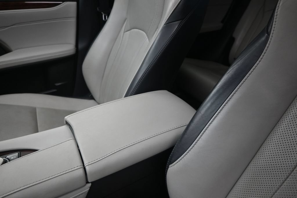 New 2026 Lexus RX 350 FWD image 14