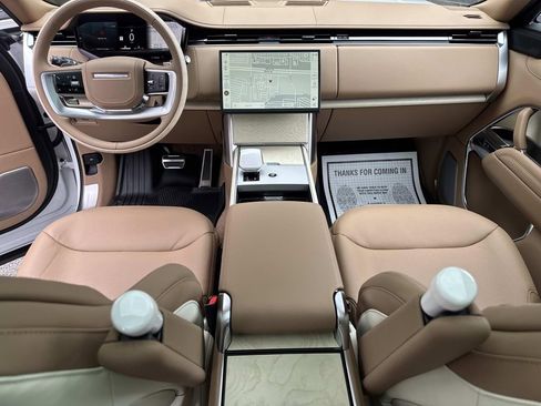 New 2026 Land Rover Range Rover SV AWD/4WD image 20