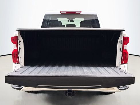 Used 2023 Chevrolet Silverado 1500 LT image 24