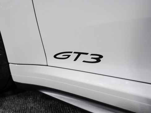 Used 2022 Porsche 911 GT3 RWD image 20