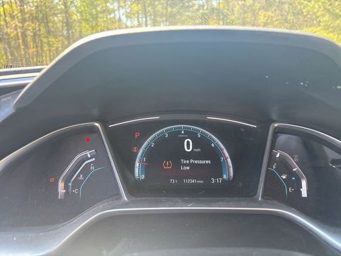 Used 2017 Honda Civic Touring image 14