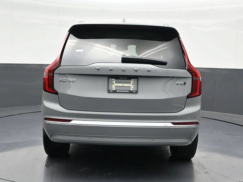 Used 2026 Volvo XC90 B6 Ultra w/ Protection Package AWD/4WD image 4