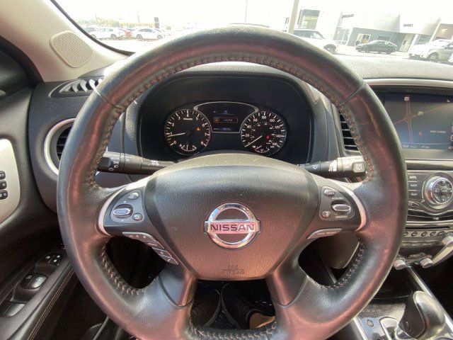 Used 2020 Nissan Pathfinder SL FWD image 20