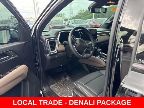 Used 2024 GMC Canyon Denali image 4