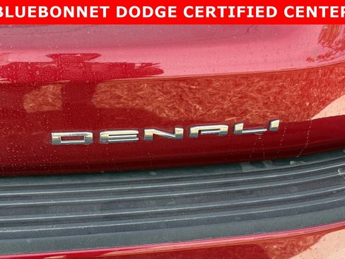 Used 2024 GMC Yukon XL Denali w/ Max Trailering Package image 9