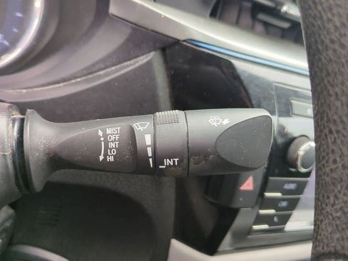 Used 2016 Toyota Corolla LE image 24