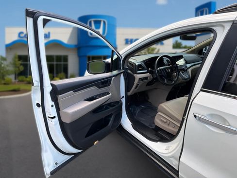 Used 2018 Honda Odyssey EX-L image 11