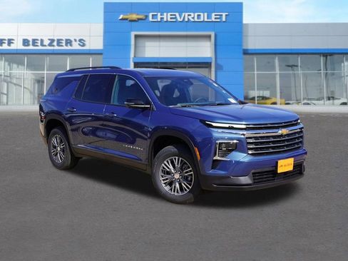 New 2026 Chevrolet Traverse LT w/ Driver Confidence Package image 1