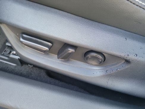 Used 2025 Toyota Camry SE w/ Multimedia Upgrade Package FWD image 21