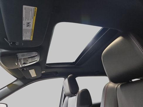 Used 2024 Dodge Durango GT image 29