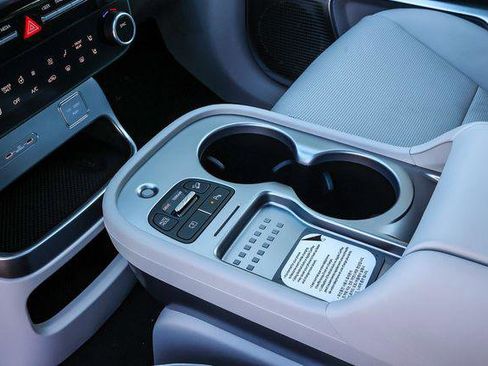 New 2026 Hyundai Ioniq 9 Calligraphy image 21