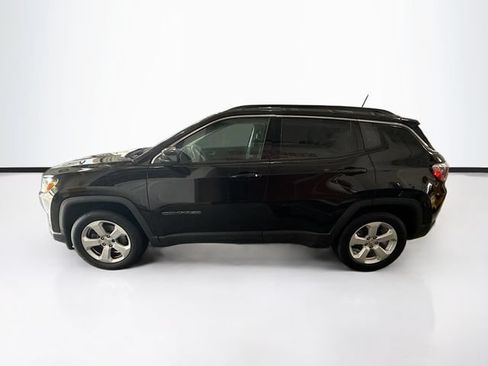 Used 2018 Jeep Compass Latitude w/ Popular Equipment Group FWD image 9
