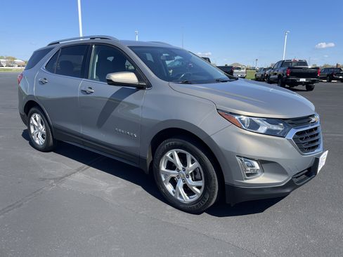 Used 2019 Chevrolet Equinox LT AWD/4WD image 7