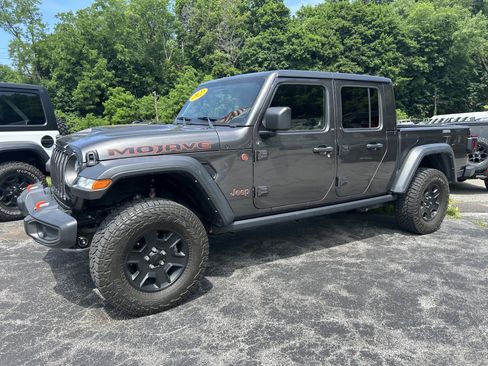 Used 2022 Jeep Gladiator Mojave w/ Cold Weather Group AWD/4WD image 1