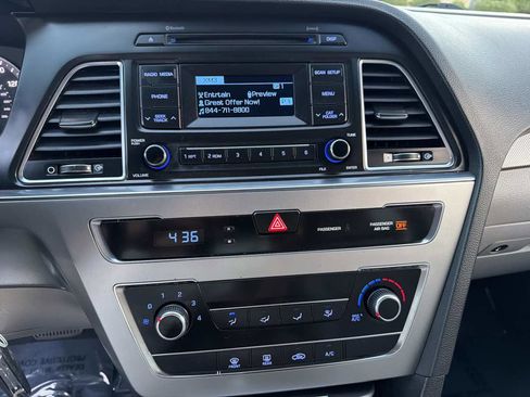 Used 2015 Hyundai Sonata SE image 31