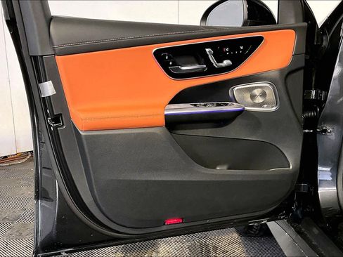 New 2026 Mercedes-Benz GLC 300 4MATIC image 11