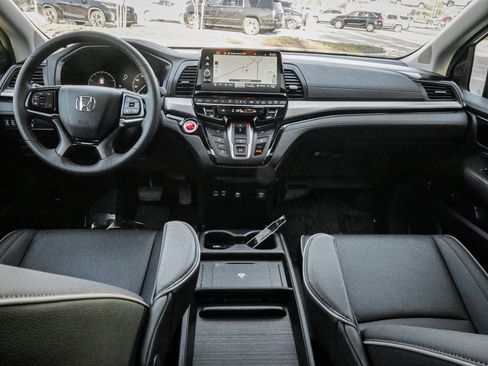 Certified 2025 Honda Odyssey Touring image 30