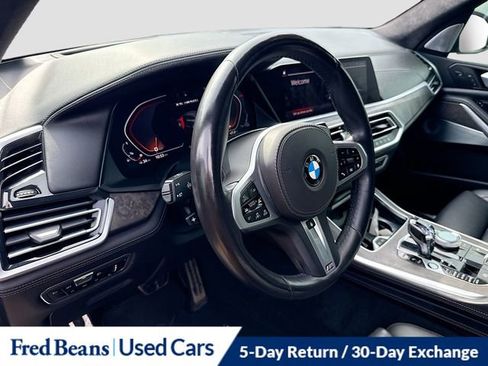 Used 2020 BMW X5 M50i w/ Executive Package image 11
